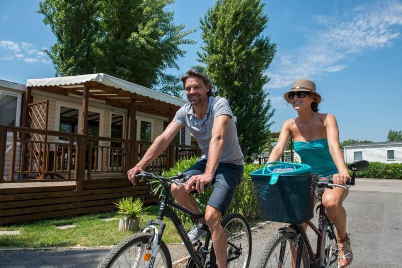 Camping Officiel Siblu La Carabasse 비아스 외부 사진