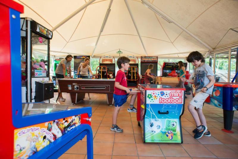 Camping Officiel Siblu La Carabasse 비아스 외부 사진